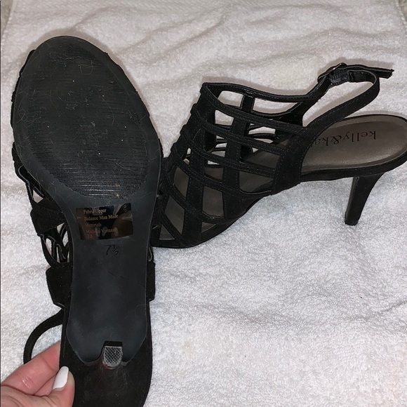 Black Kelly and Katie heals - Picture 4 of 4